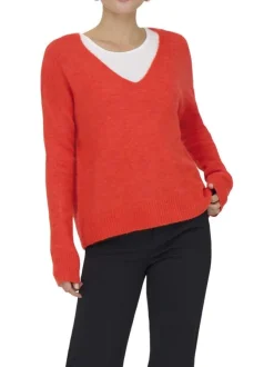 Pull orange uni avec une coupe droite et des manches longues
