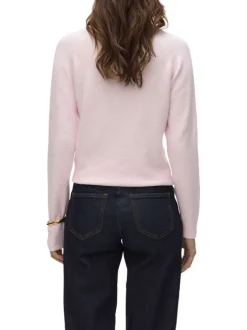 Pull rose pourvu d'un large col rond côtelé et de manches longues