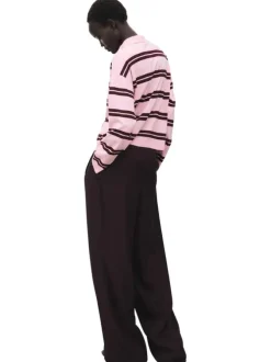 Pull rose rayé en maille fine avec une coupe ample et un col polo boutonné