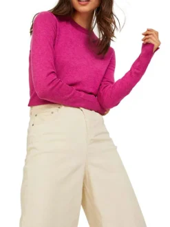 Pull rose uni coupe droite avec un col rond et des manches longues