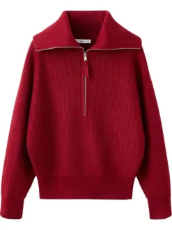 Pull rouge uni en maille côtelée avec une coupe ample et un col camionneur