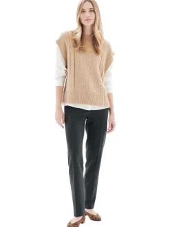 Pull sans manche en laine mélangée sable uni avec un col rond