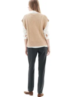 Pull sans manche en laine mélangée sable uni avec un col rond