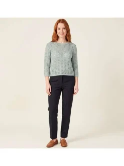 Pull turquoise uni pourvu d'une coupe droite et de manches longues