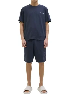 Pyjama Court en coton marine uni avec une coupe fermée et un col rond