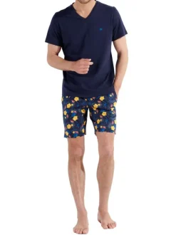Pyjama court en coton marine uni avec une coupe fermée et un col v
