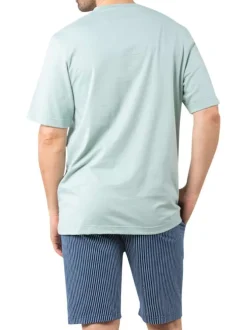Pyjama court en coton vert d'eau à rayures avec un col v et une coupe droite