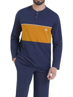 Pyjama en coton marine pourvu d'un col boutonné et de manches longues