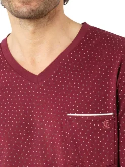 Pyjama long en coton bordeaux avec un col v et des minis motifs imprimés