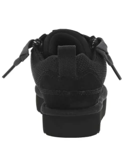 Richelieu en cuir noirs avec un talon plateforme et des lacets larges