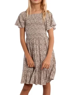 Robe courte beige imprimée avec une coupe droite et un col carré