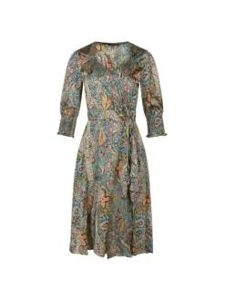 Robe courte