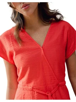 Robe courte Ariane rouge unie à coupe évasée col v et à manches courtes