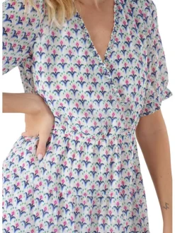 Robe courte blanche motif fleur géométrique à coupe évasée et col cache-coeur