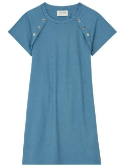 Robe courte bleu moyen coupe droite fluide à col rond et manches courtes