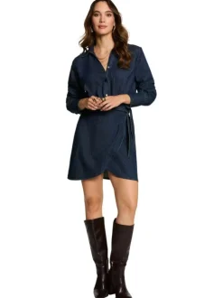 Robe courte en coton bleue pourvue d'un col à revers et de manches longues