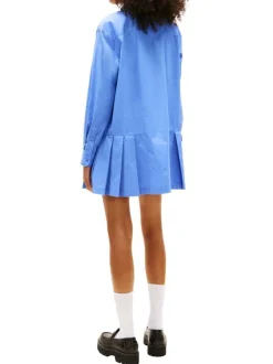Robe courte en coton bleue unie avec une coupe trapèze et un col à revers