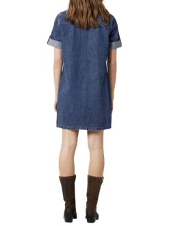 Robe courte en coton jean unie avec une coupe droite et un col français