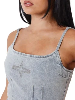 Robe courte en coton mélangé bleu jean uni avec une coupe moulante