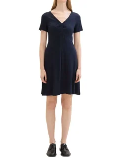 Robe courte marine unie coupe ajustée col v et à manches courtes