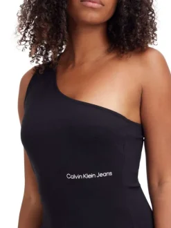 Robe courte moulante noire unie avec un col asymétrique à une seule bretelle