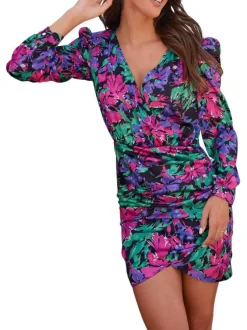 Robe courte multicolore fleurie avec une coupe asymétrique et col cache-coeur