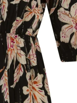 Robe courte noire fleurie à coupe ajustée et à manches courtes