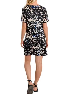 Robe courte noire imprimée avec une coupe un droite col v et des manches courtes