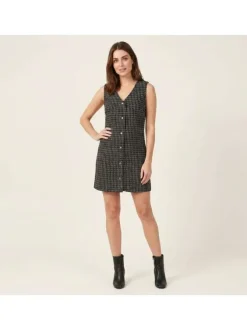 Robe courte noire tweed avec une coupe droite et une fermeture boutonnée