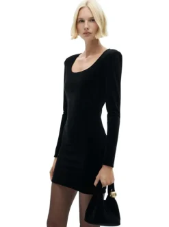Robe courte noire unie ajustée à col carré et à manches longues en velours