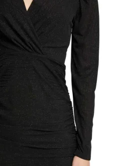 Robe courte noire unie ajustée à col v croisé et à manches longues brillantes