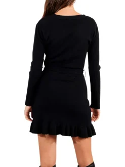 Robe courte noire unie avec une coupe évasée et un col rond