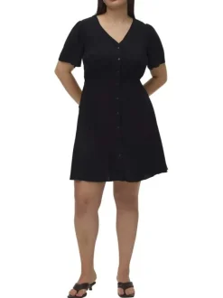 Robe courte noire unie pourvue d'une coupe évasée et de manches courtes