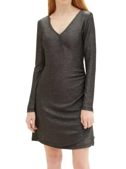 Robe courte noir satinée coupe droite col cache-coeur et à manches longues