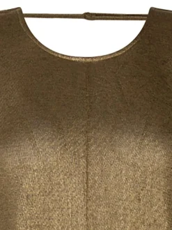Robe courte sans manches or irisée avec une coupe évasée et un col rond