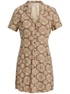 Robe courte taupe avec des motifs fleuris une coupe droite et un col v à revers