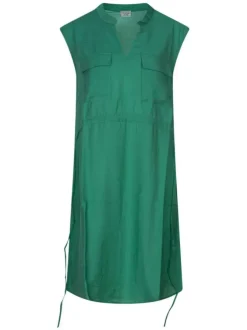 Robe courte verte unie avec des poches poitrine et une coupe droite
