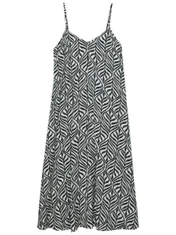 Robe longue blanche et marine pourvue d'un col v léger et de bretelles réglables
