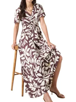 Robe longue brune à imprimé floral avec une coupe ajustée et un col v