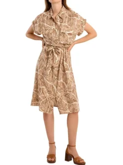 Robe longue camel à motifs pourvue de manches courtes et d'un col chemise