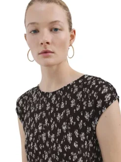 Robe longue chocolat à motifs pourvue de manches courtes et d'une coupe ajustée