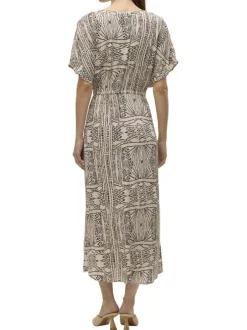 Robe longue écrue à motifs géométriques noirs et à coupe fluide avec un col v