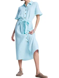 Robe longue en coton bleue à coupe droite pourvue d'un col à revers