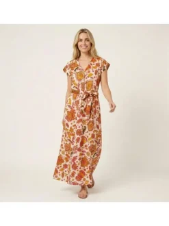 Robe longue en coton écru à motifs pourvue d'une coupe ample et d'un col en V