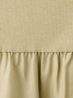 Robe longue en coton olive unie pourvue d'une coupe évasée et d'un col rond