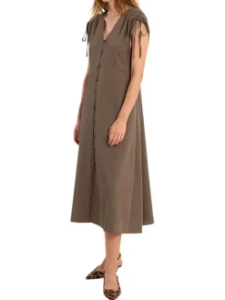 Robe longue kaki unie pourvue d'une coupe évasée et de manches courtes