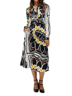 Robe longue noire fleurie à coupe midi avec col français et à manches longues
