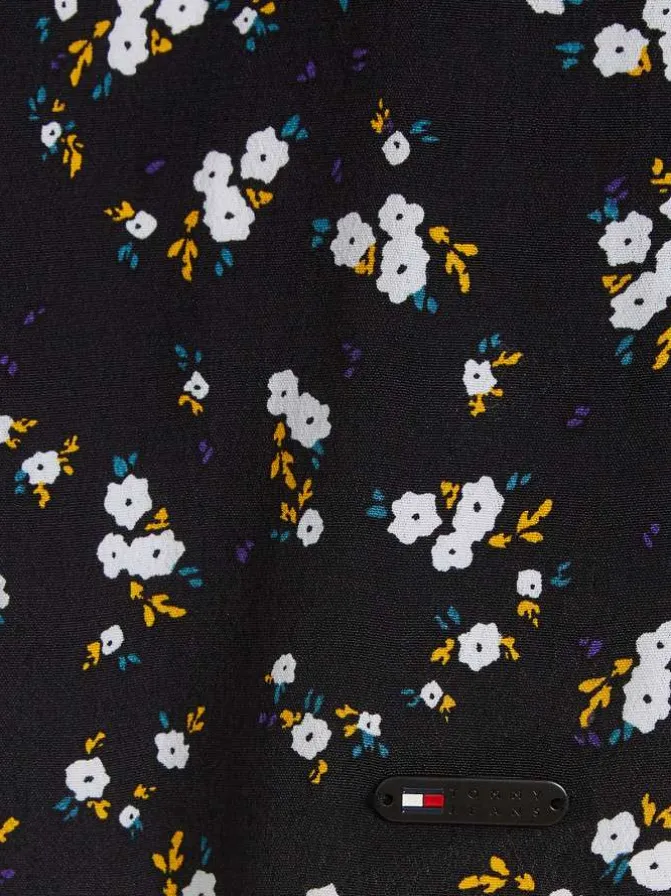 Robe longue noire liberty coupe ajustée avec un col v à bretelles