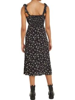 Robe longue noire liberty coupe ajustée avec un col v à bretelles