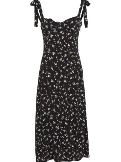 Robe longue noire liberty coupe ajustée avec un col v à bretelles